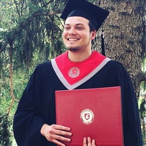 Meet your Posher, Derek